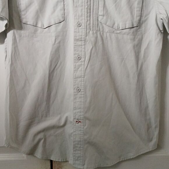 Coleman lightweight light gray  vented multi pocket button down shirt Sz L EUC - Picture 2 of 8